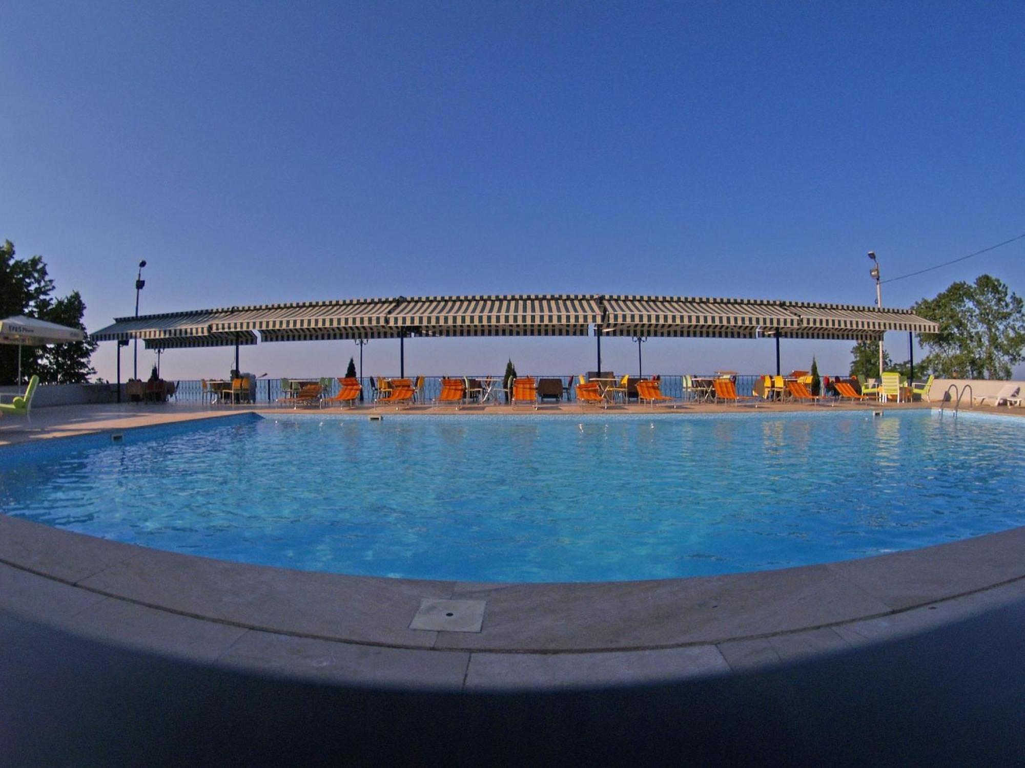 טראבזון Mora Hotel מראה חיצוני תמונה
